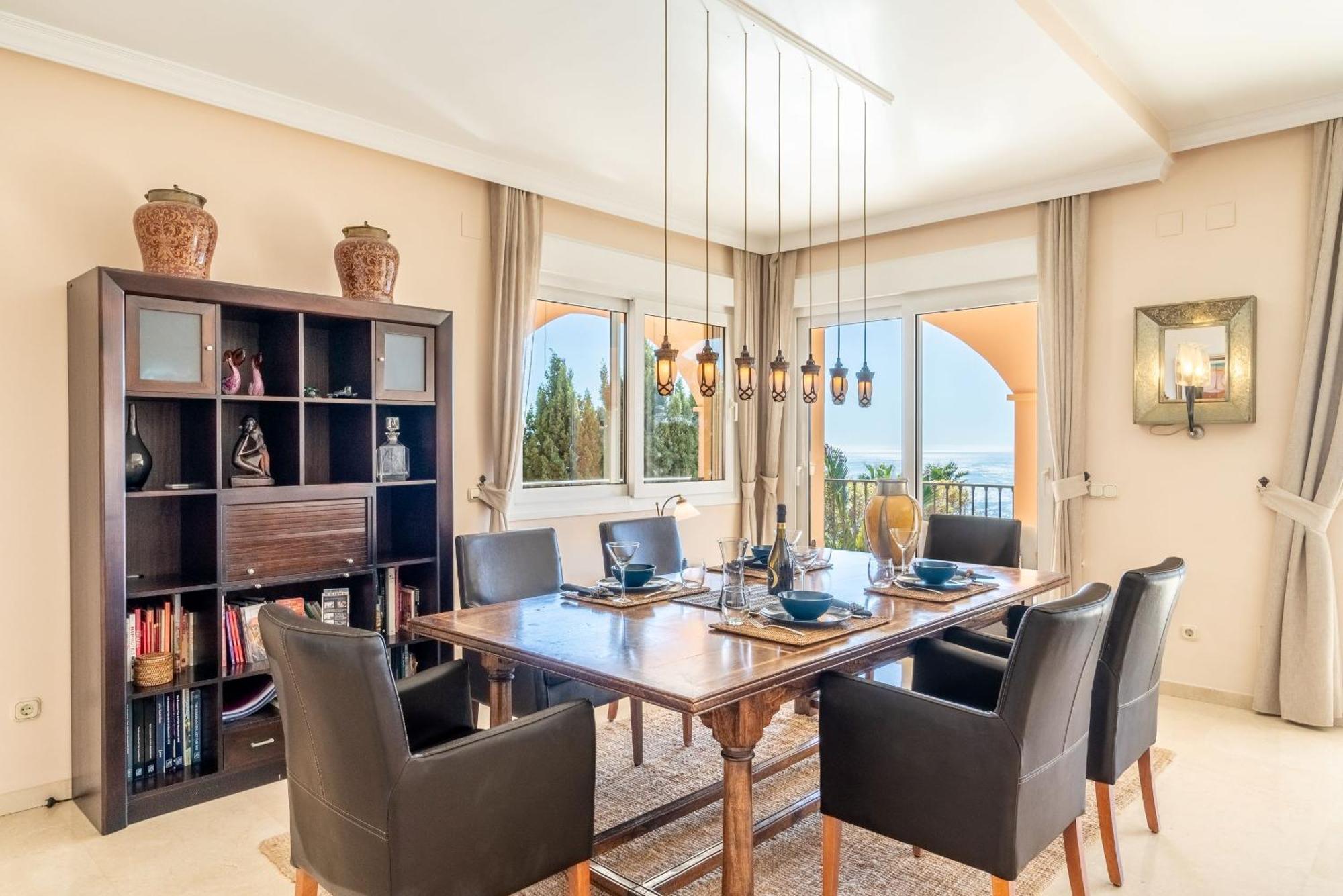Beachside Villa With Panoramic Sea Views Benalmadena Exterior photo