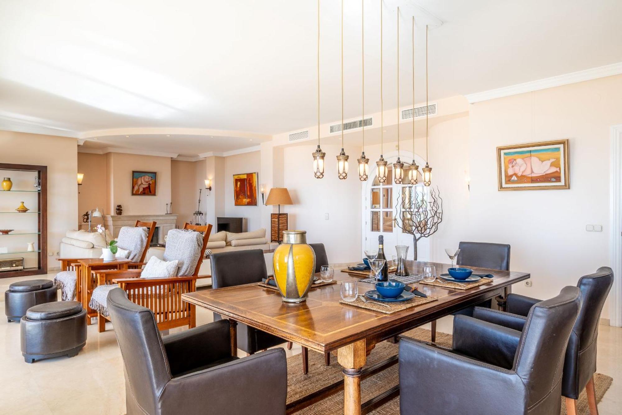 Beachside Villa With Panoramic Sea Views Benalmadena Exterior photo